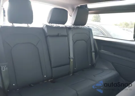 2025 Land Rover Defender 90 P300 S from USA, damaged, VIN SALEJ6EX6S2433687